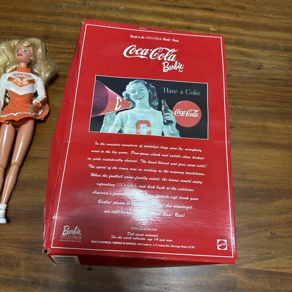 Coca Cola Cheerleader Barbie #28376 Collector Edition 2000 Mattel UT Barbie Lot - Picture 3 of 4